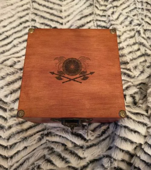 Bouclier — Coffret artisanal Les Coffrets de Cathy